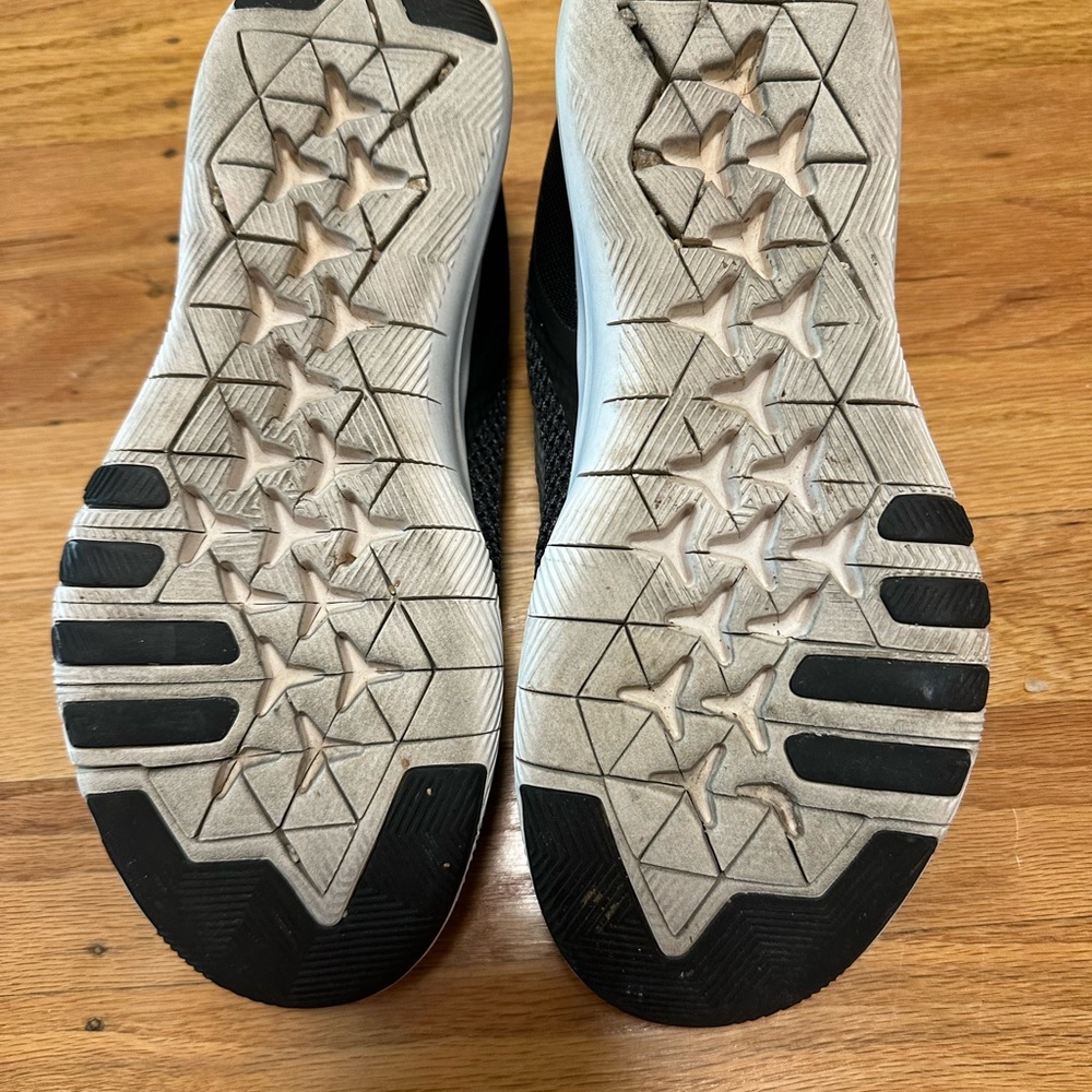 Nike Black and White Flex TR 7 Mesh Sneakers - Picture 5 of 5